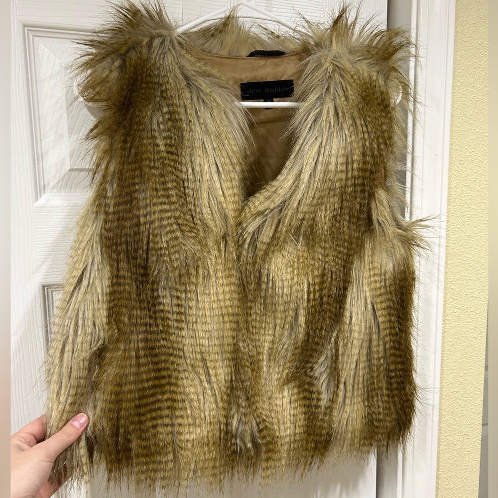 Steve Madden faux fur vest